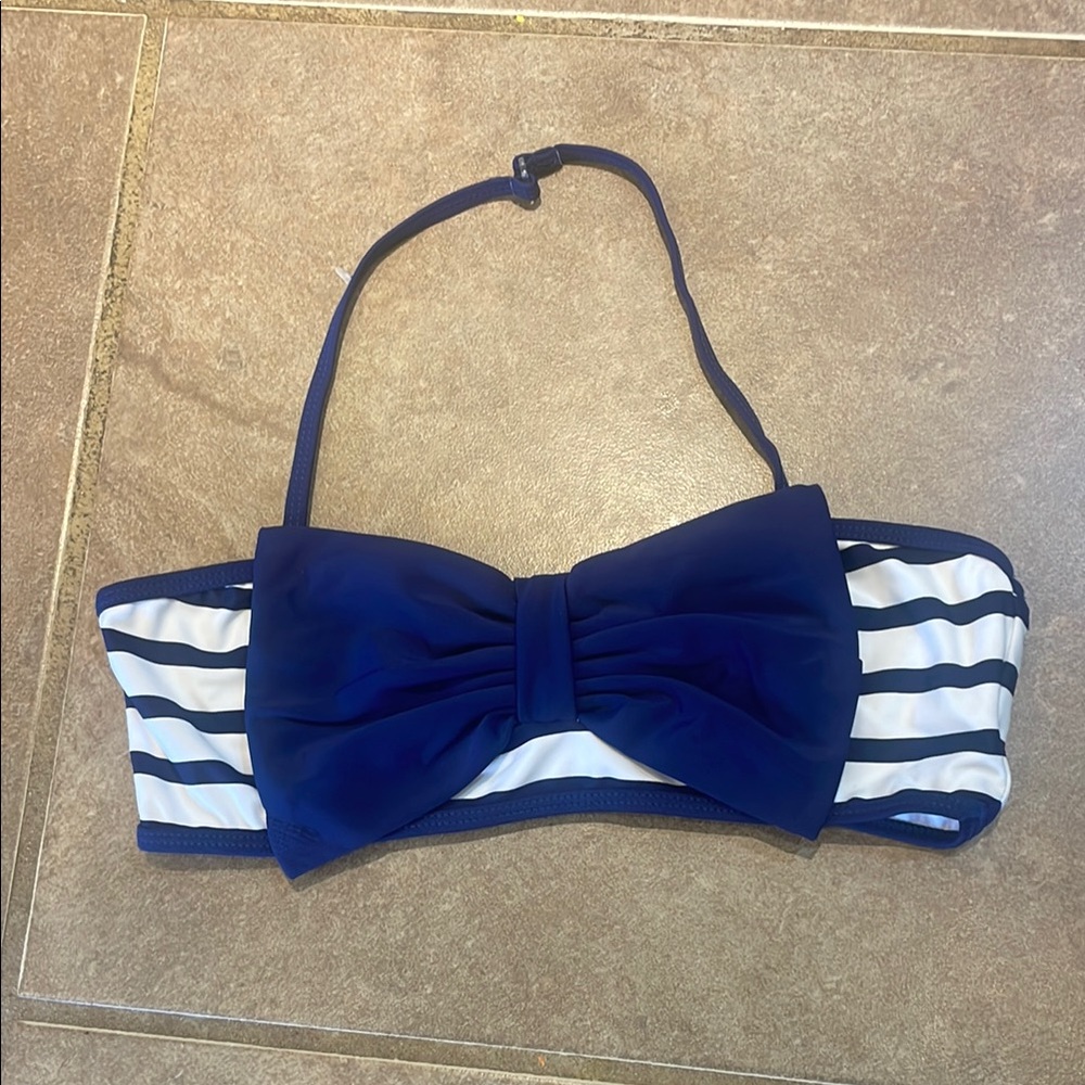 Kate Spade bow Swimsuit Top! 14